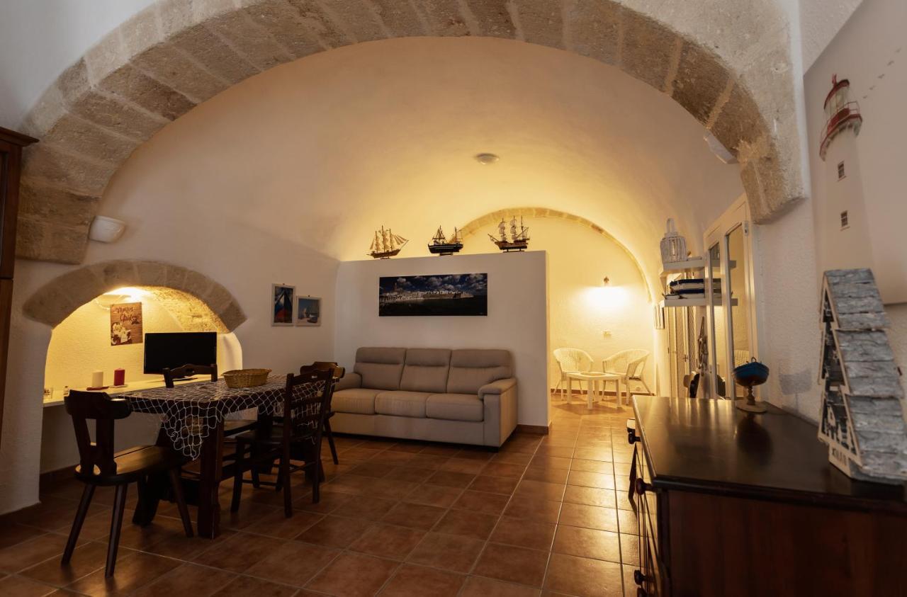 Alimarta Appartement Monopoli Buitenkant foto