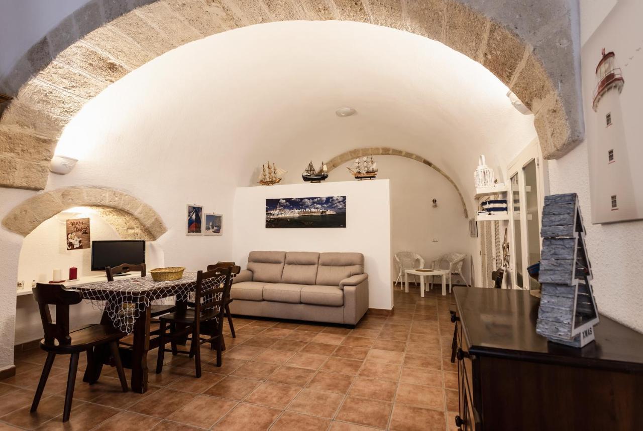Alimarta Appartement Monopoli Buitenkant foto
